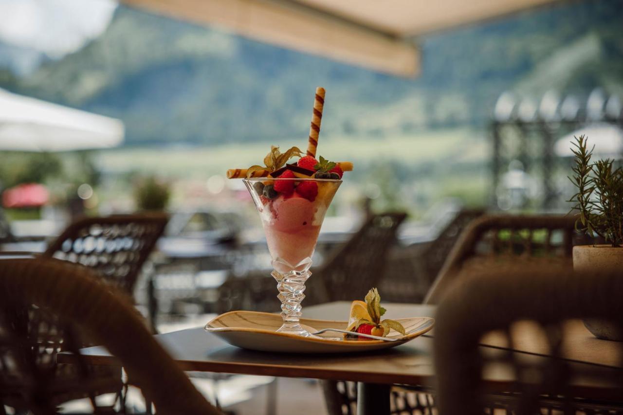 Hotel Lerch Sankt Johann im Pongau Ngoại thất bức ảnh