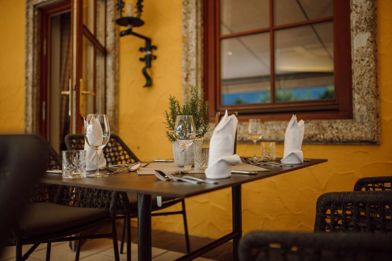 Hotel Lerch Sankt Johann im Pongau Ngoại thất bức ảnh